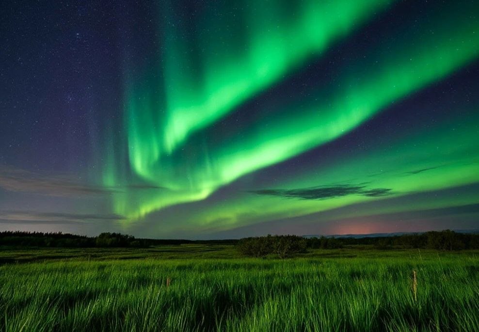 Саратовцам предлагают ловить полярное сияние на ночном небе